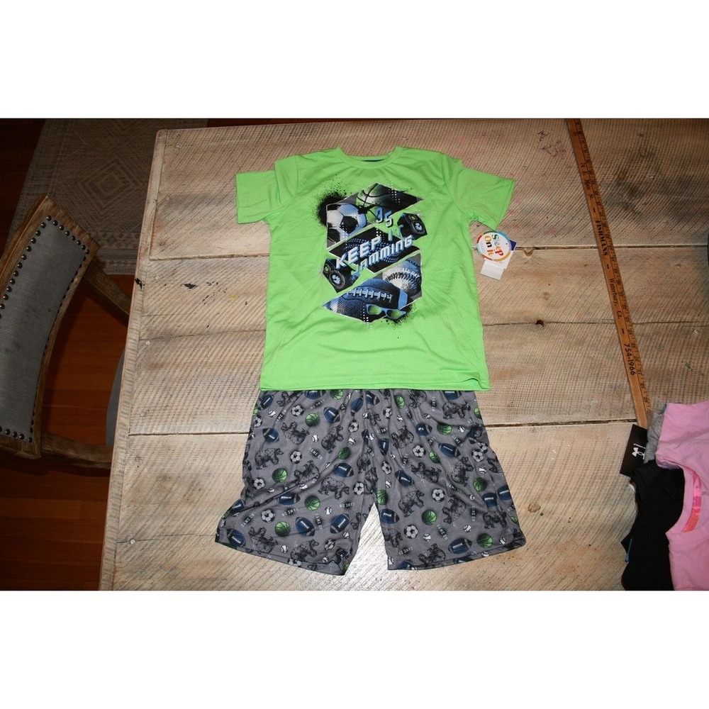 Sleep On It Pajama Set Kids Size M 8/10 Green Gray NWT Sports Graphic 2pc PJs